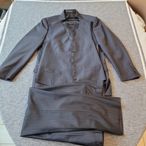Corneliani Other - Corneliani Suit Men's 42R Wool 3 Piece Pinstripes Black Pants 35x31 Vest (52 EU)